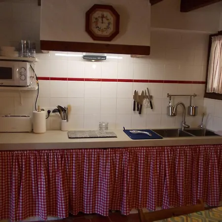 - El Rincon De La Muralla 펜션 타바르카